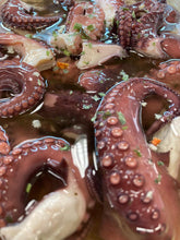 Lade das Bild in den Galerie-Viewer, Tintenfisch in Öl eingelegt für Einzelhandel und Großhandel
